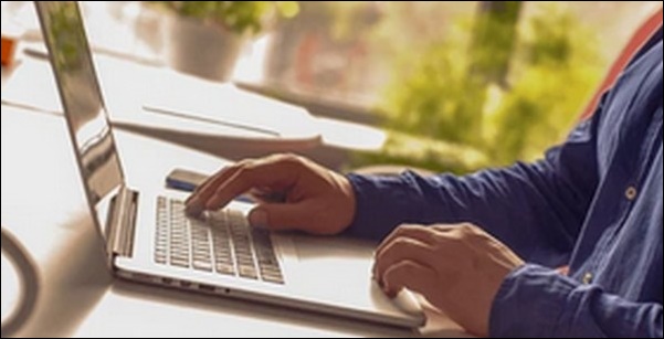 タイピング体験談！キーボードを見ずに文字打ち速度アップが可能か？